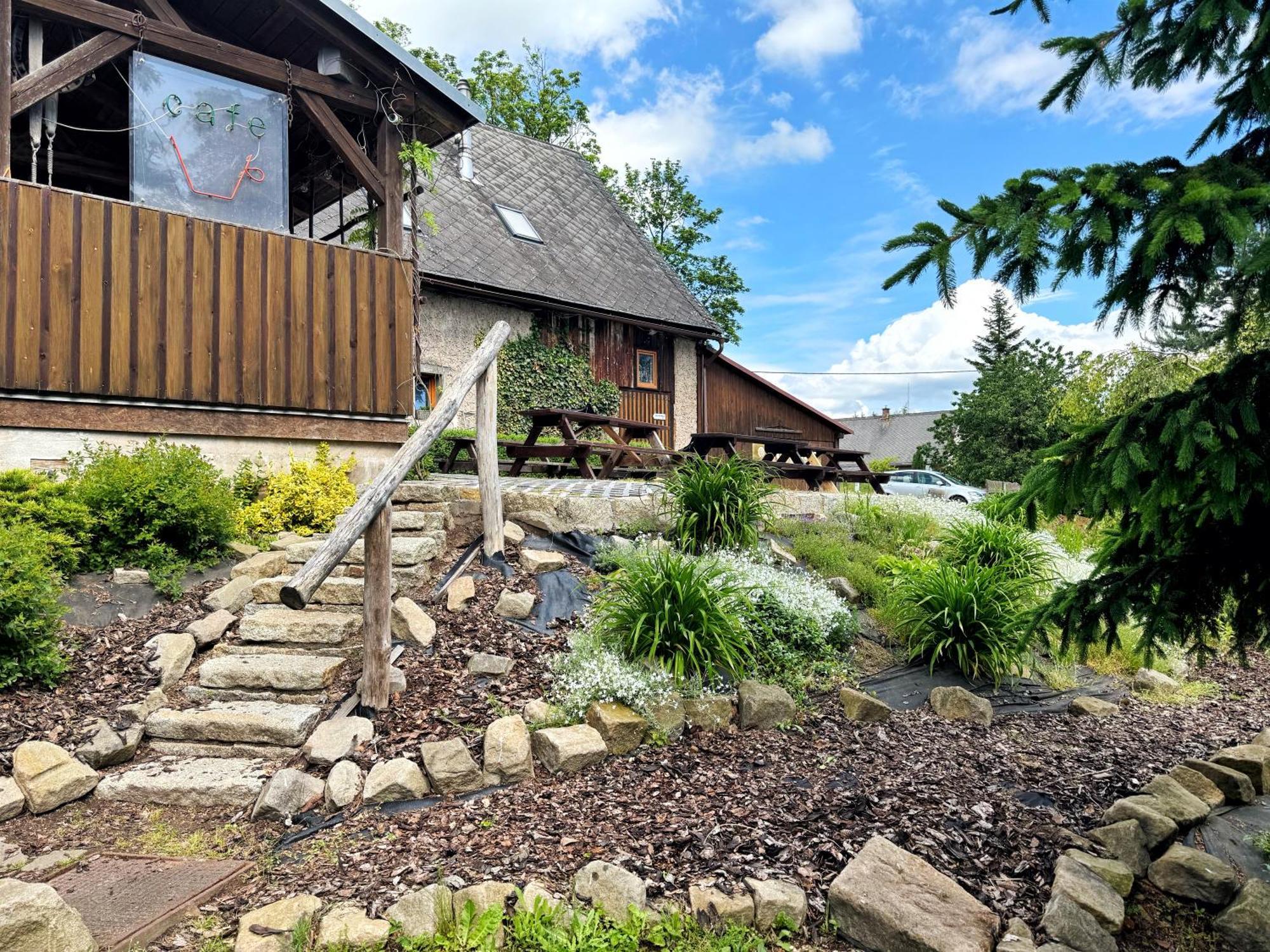 Penzion U Suchanku Mezimesti Exterior photo