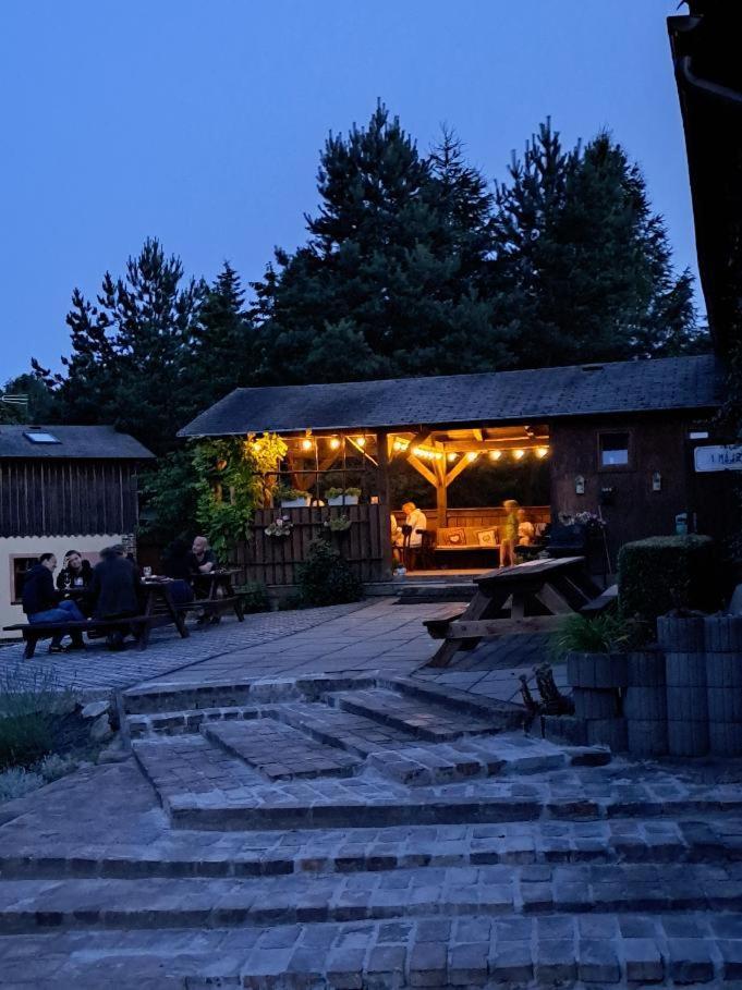 Penzion U Suchanku Mezimesti Exterior photo
